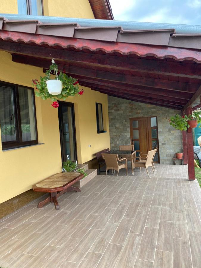 Vila Casa Casy Oradea Exteriér fotografie