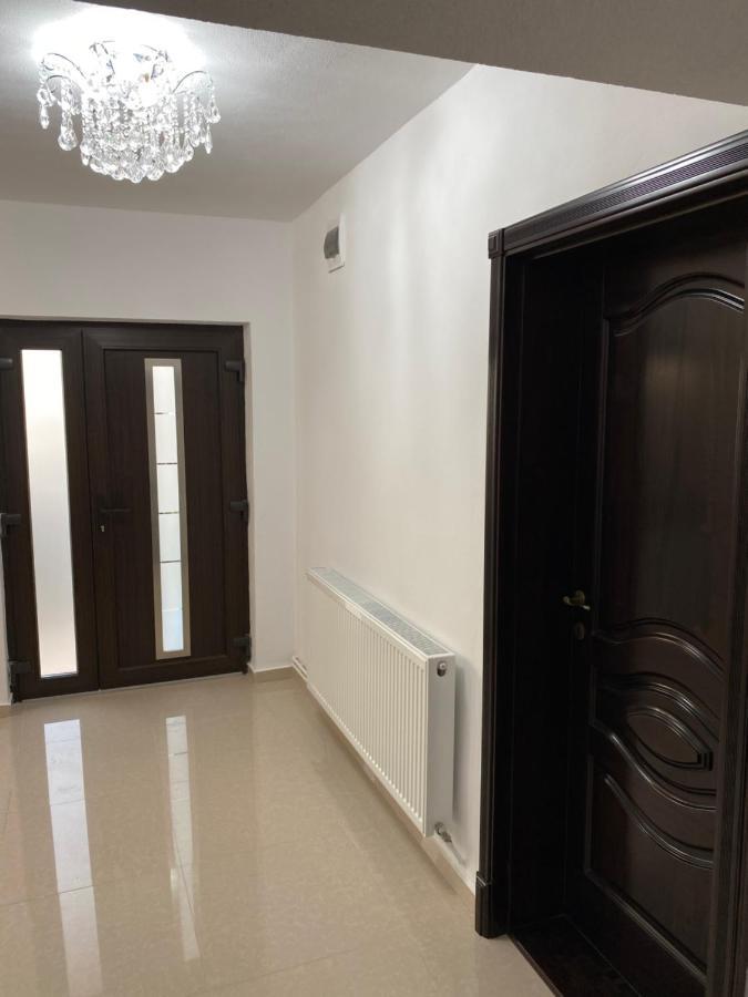 Vila Casa Casy Oradea Exteriér fotografie