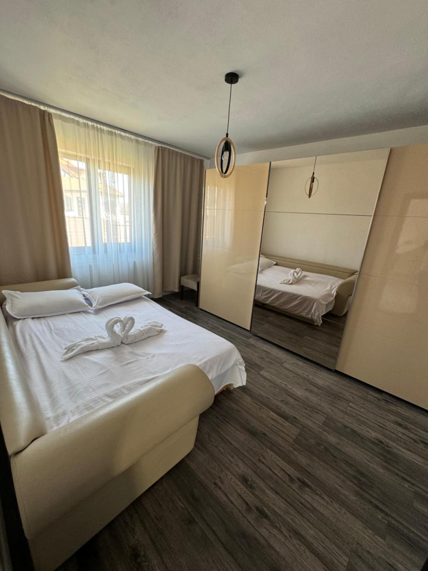 Vila Casa Casy Oradea Exteriér fotografie